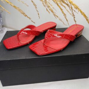 Elegant Red Croc-Embossed Slide Heel