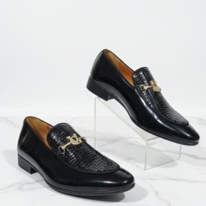 Luxe Black Crocodile-Embossed Patent Leather Loafers with Gold Horsebit