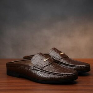Clarks Men's Brown Crocodile-Textured Leather Slip-On Loafers
