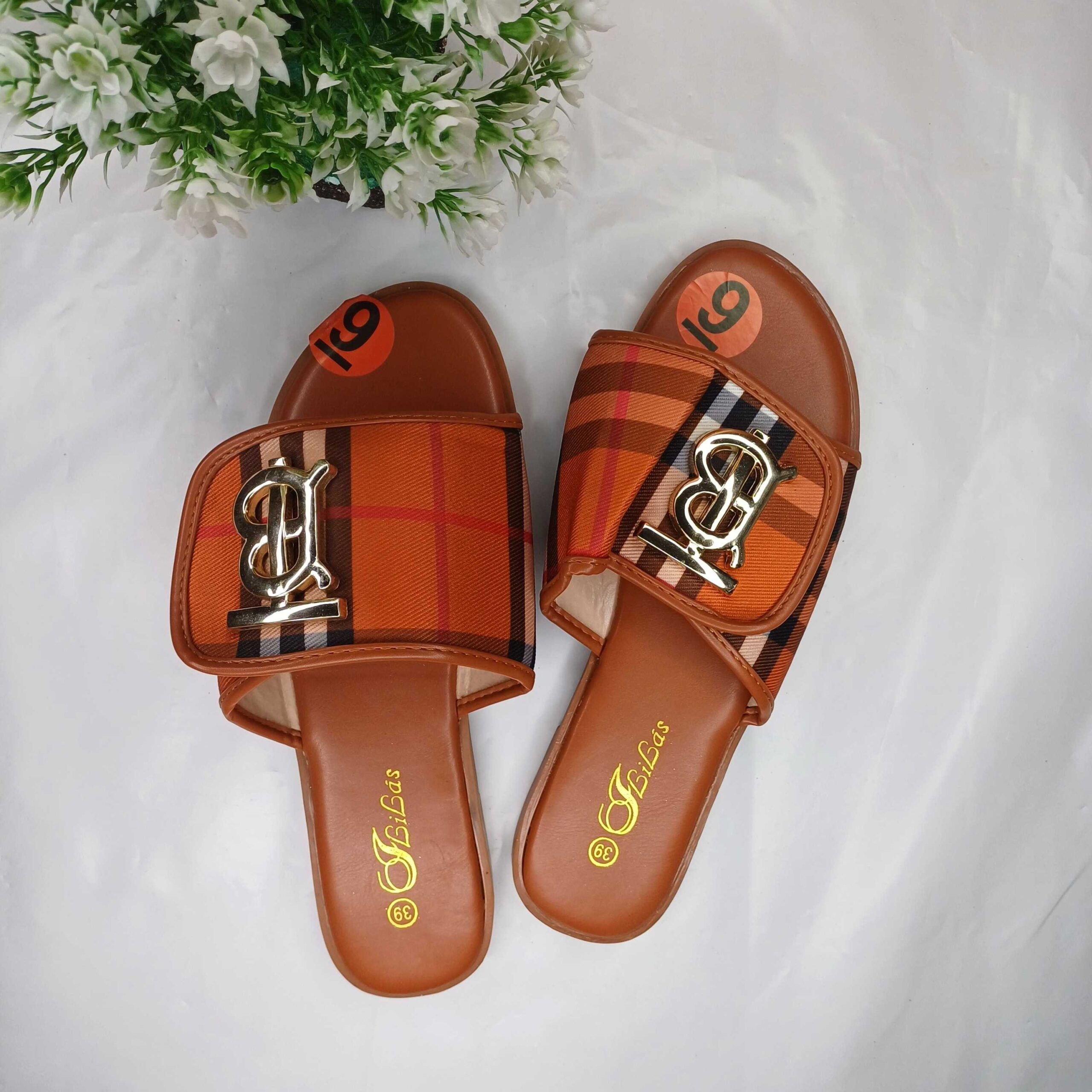 Elegant Plaid Slip-On Slippers with Gold Accent