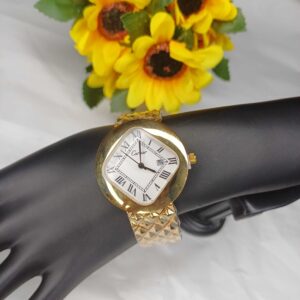 Elegant Gold-Plated Women's Wristwatch