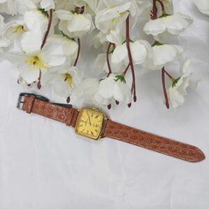 Elegant Gold Square Face Leather Strap Watch