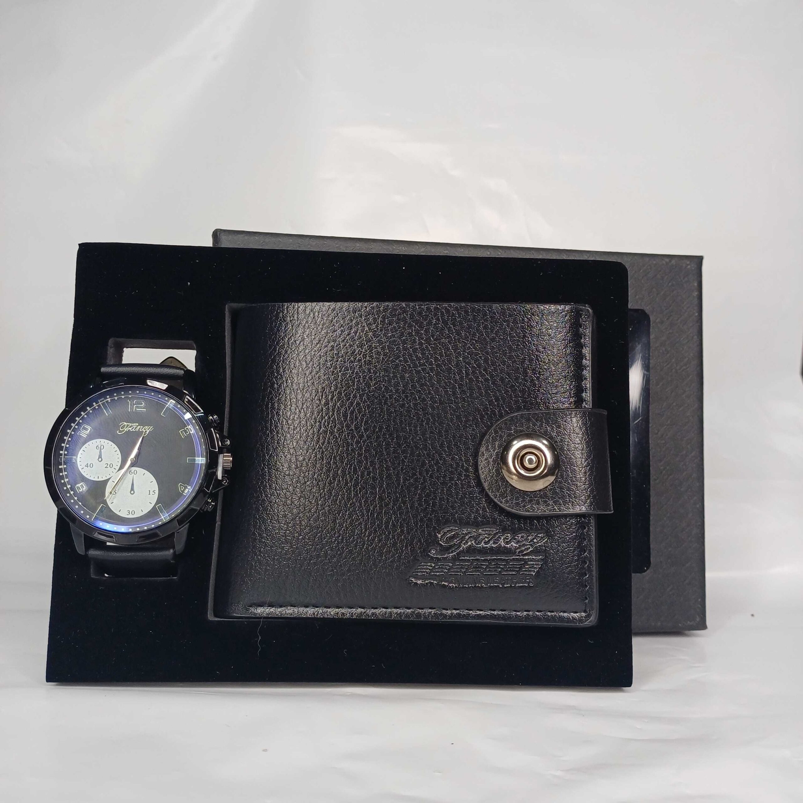 Elegant Timepiece and Wallet Gift Set