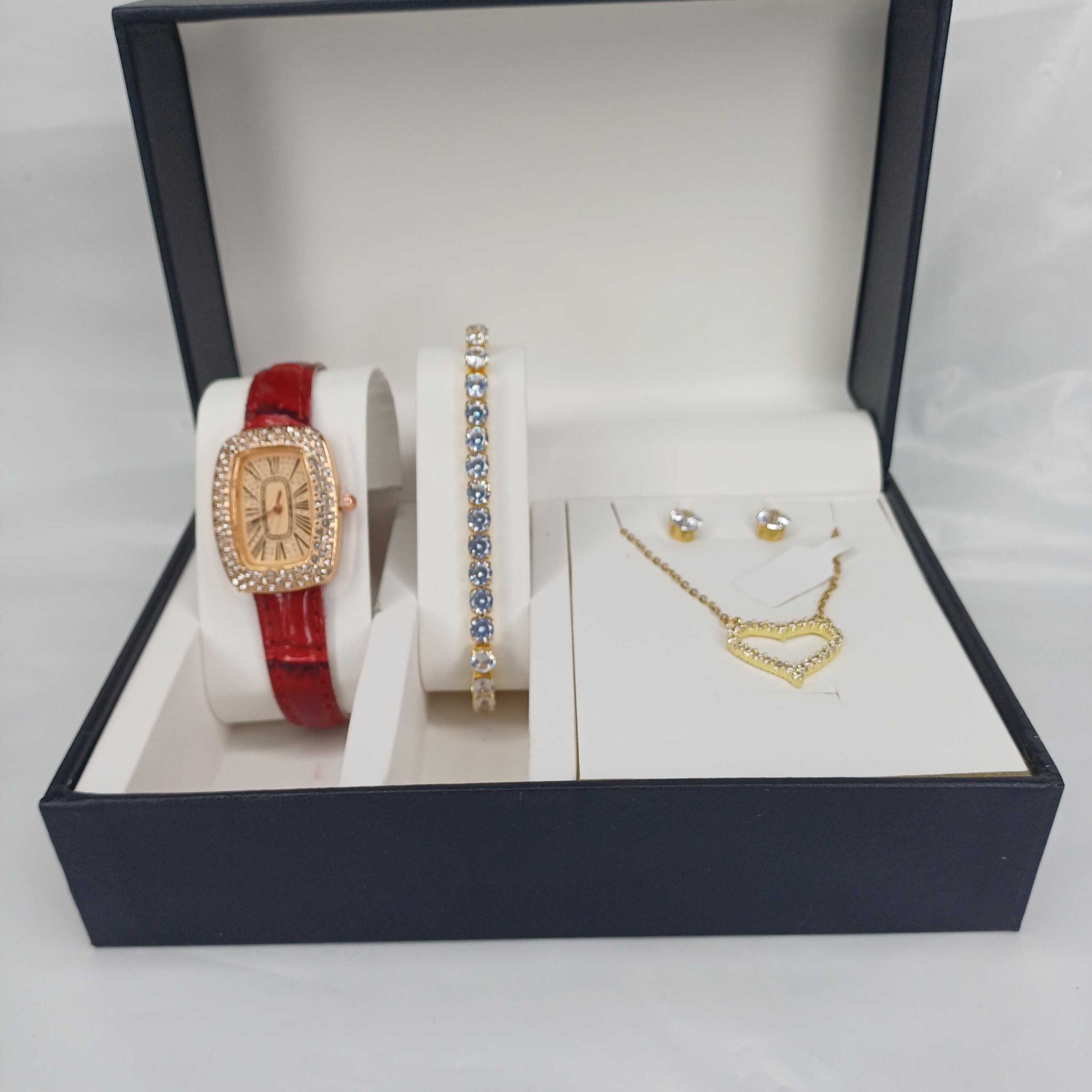 Elegant Timepiece and Jewelry Set - Image 7