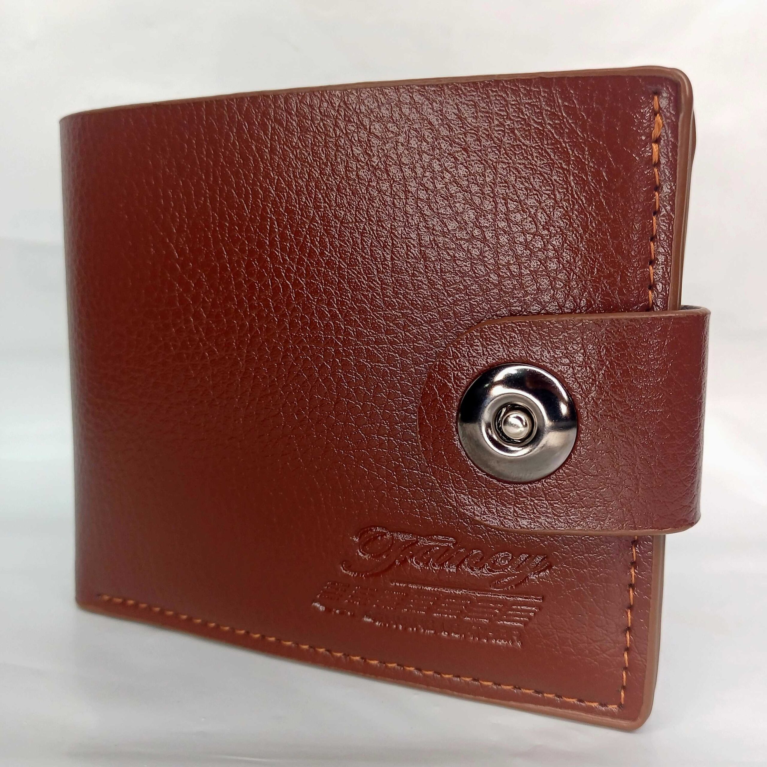 Elegant Timepiece and Wallet Set - Image 3