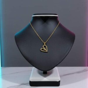 Heart-Shaped Pendant Necklace