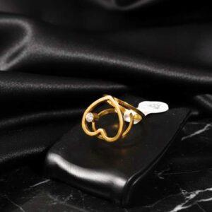 Elegant Gold Heart Ring with Diamond Accent