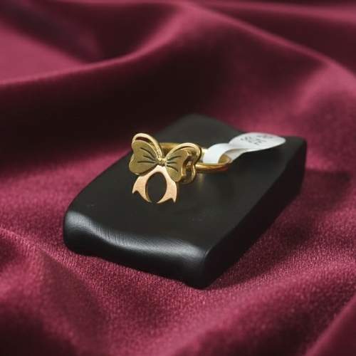 Gold Bow Ring