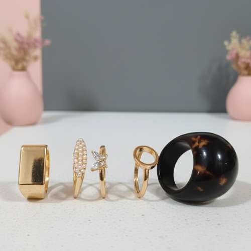 Elegant Harmony Ring Set