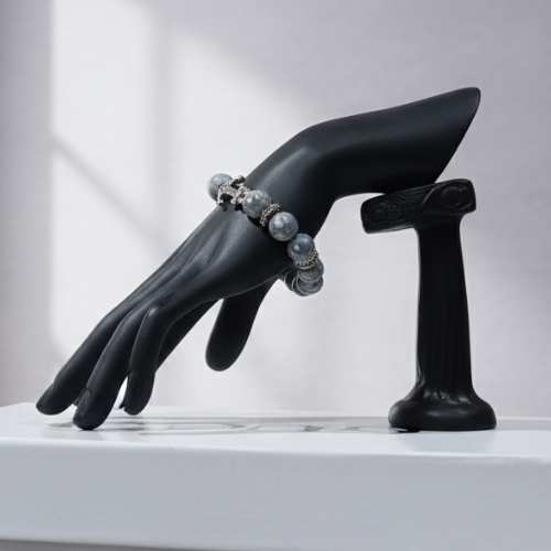 Pearl Bead Bracelet Display